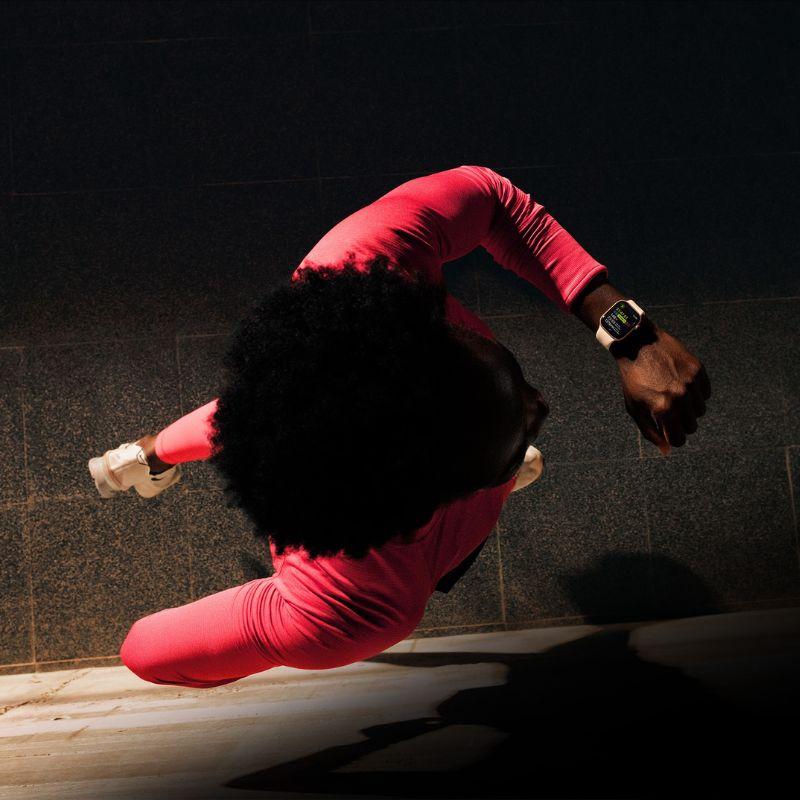 Apple Watch Series 11 46mm GPS + Cellular Viền Nhôm Dây Cao Su Chính Hãng Apple Việt Nam